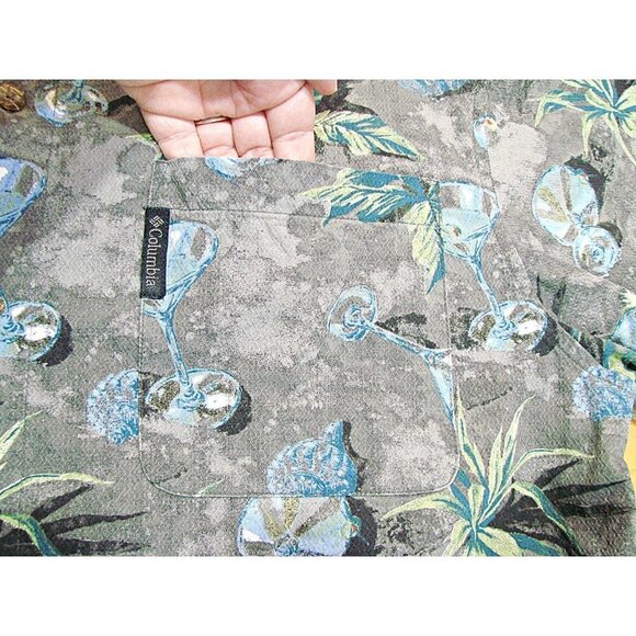 Columbia Mens River Lodge Short Sleeve Button Front Shirt Gray Tropical Size L - Picture 4 of 9